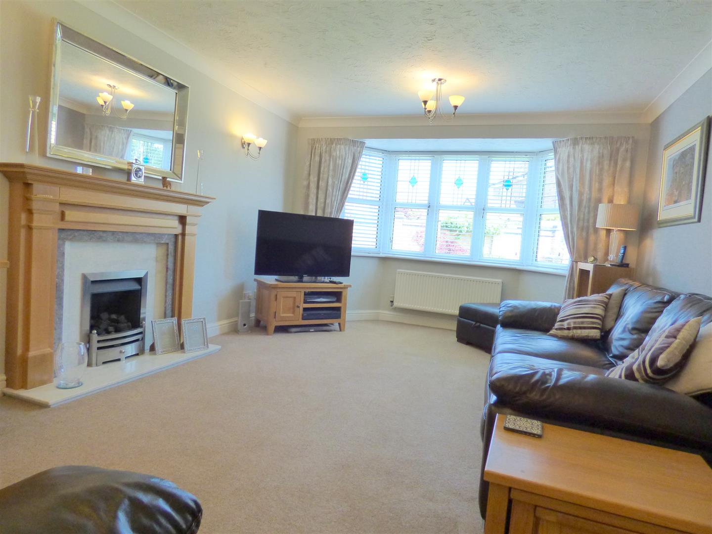 House Detached Hambling Drive, Molescroft, Beverley, East Riding of